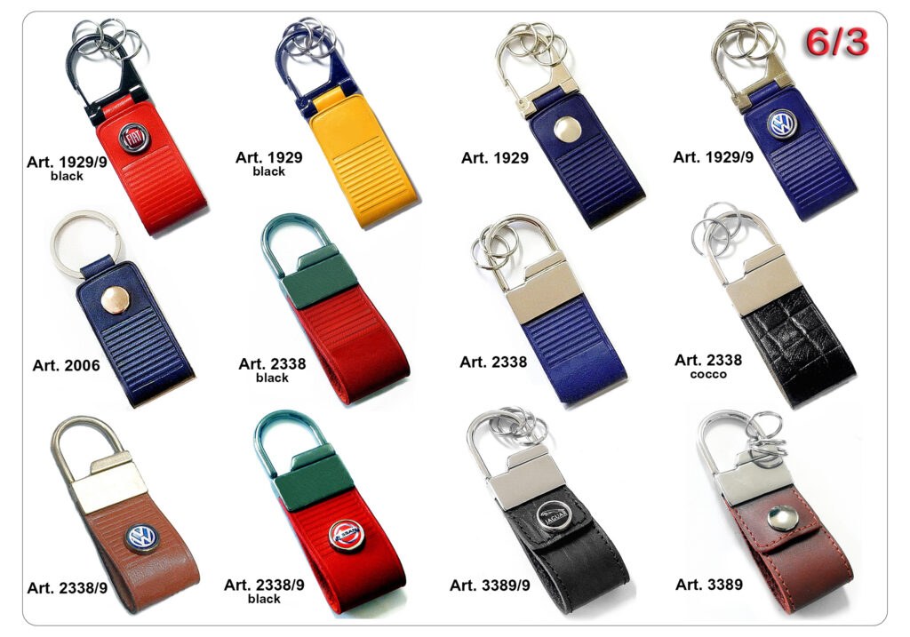 Portachiavi colorati personalizzati per autosaloni multimarca